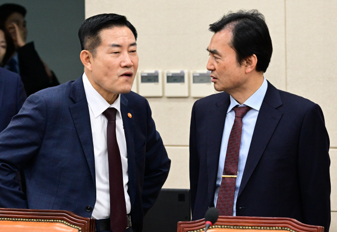 국방위-21