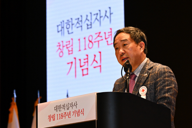 [포토] 윤석열 대통령 축사 대독하는 강승규 시민사회수석
