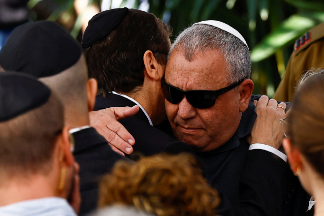 ISRAEL-PALESTINIANS/MINISTER-SON-FUNERAL