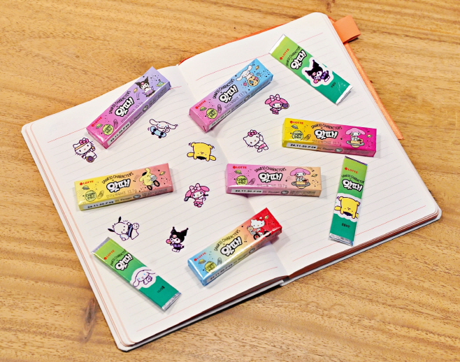 사진2_산리오 왓따껌 판박이를 활용한 꾸미기 연출