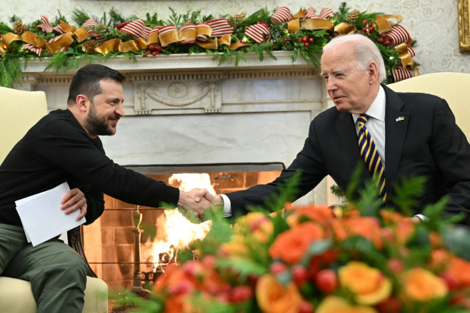 US-UKRAINE-RUSSIA-CONFLICT-BIDEN-AID-POLITICS