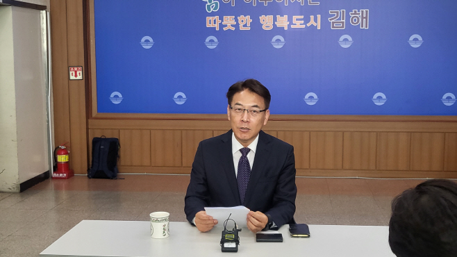 김석기