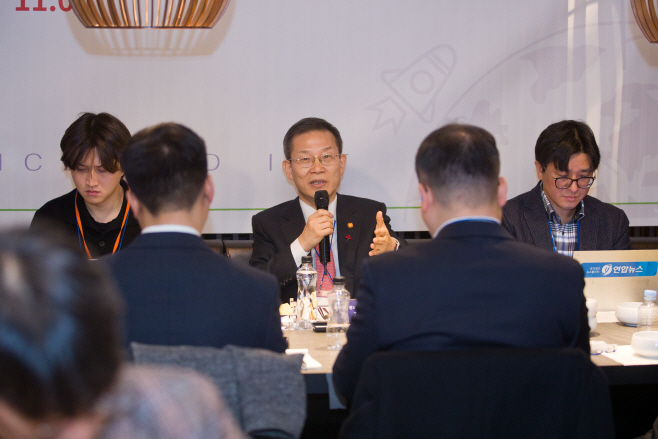 이종호 과기정통부 장관 송년 기자 간담회