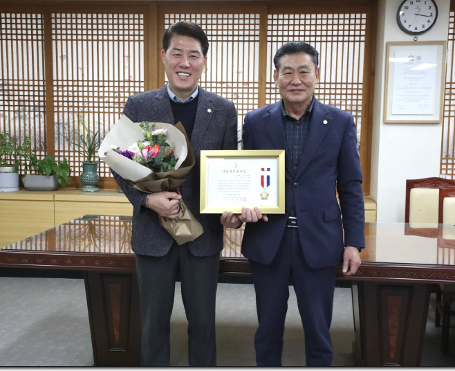 정상철 의원