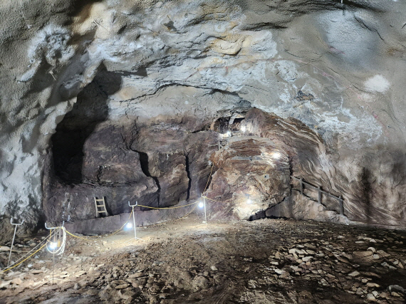 1 동굴입구