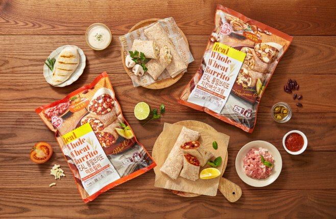 오뚜기, '리얼 통밀브리또' 2종 출시…"또띠아에 닭가슴살·레드빈" - 뉴스 썸네일 이미지