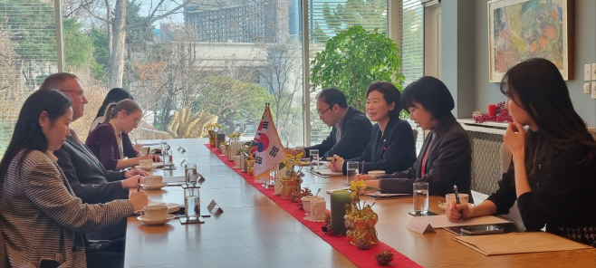조성경 과기정통부 차관 주한영국대사 면담