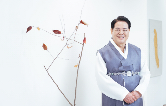 최대호 안양시장 한복 사진1