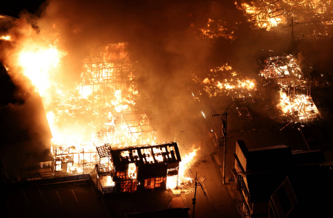 TOPSHOT-JAPAN-QUAKE