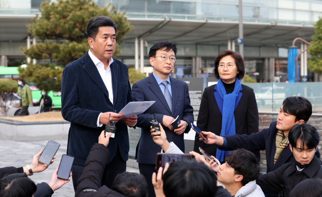 이재명 대표 치료 경과 브리핑