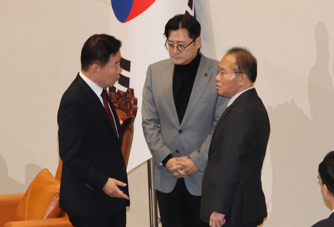 김진표 국회의장과 여야 원내대표