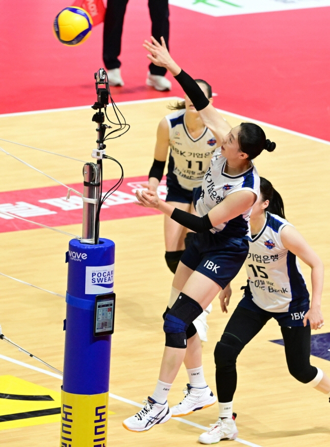 프로배구 IBK기업은행, 한국도로공사 상대로 4연승 도전