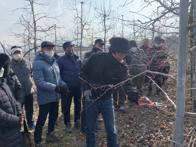 정 교육생 모집(지난해 교육과정 사진)