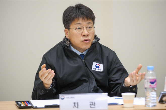 진현환