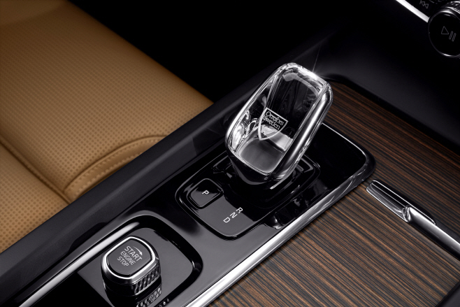 사진자료_볼보자동차 XC60 B6 인테리어 세부컷 (4)