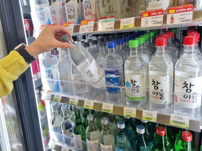 CU_페트 소주가 병 소주 매출 넘어_1