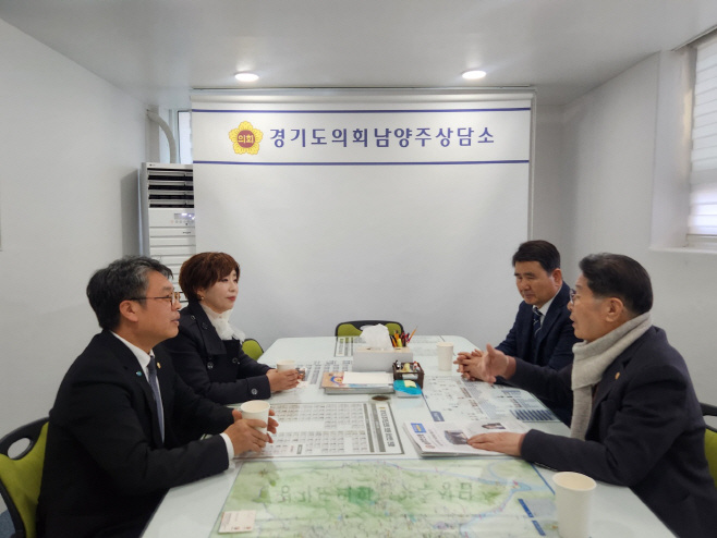 정경자.이석균 의원, 경기도 참전유공자