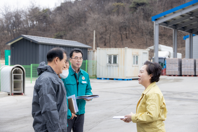 1. 김상희 봉화군의회 의장, 고병원성AI 방역현장 방문