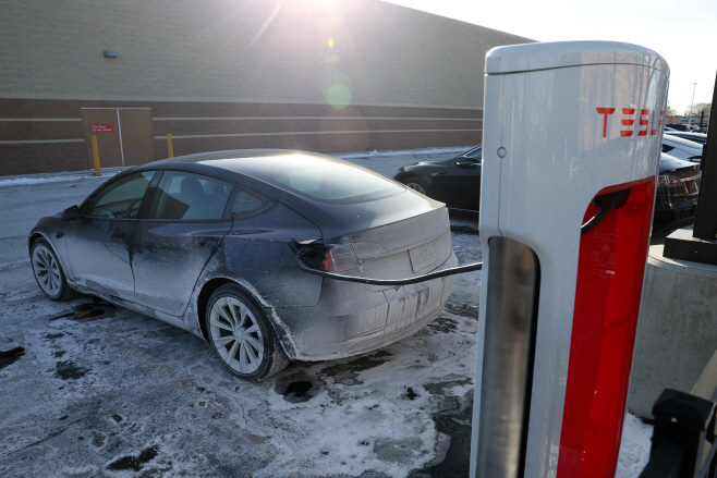US-ELECTRIC-VEHICLE-DRIVERS-IN-COLD-CLIMATES-FACE-EFFICIENCY-ISS