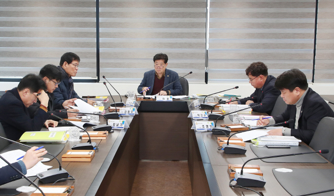 밀양테마파크 조성사업 특별위원회 간담회 ⑴ (1)