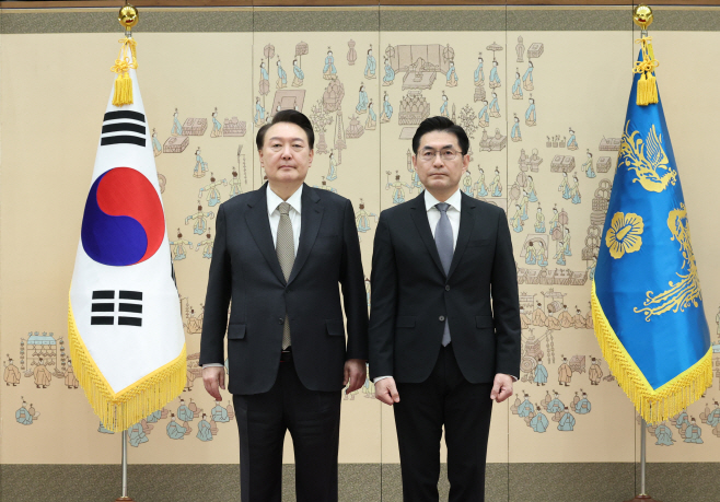 윤석열 대통령, 정연두 주튀르키예 대사 신임장 수여