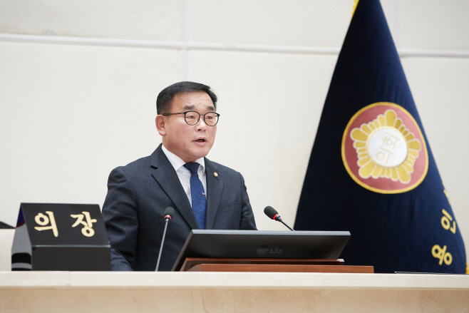 윤원균 의장