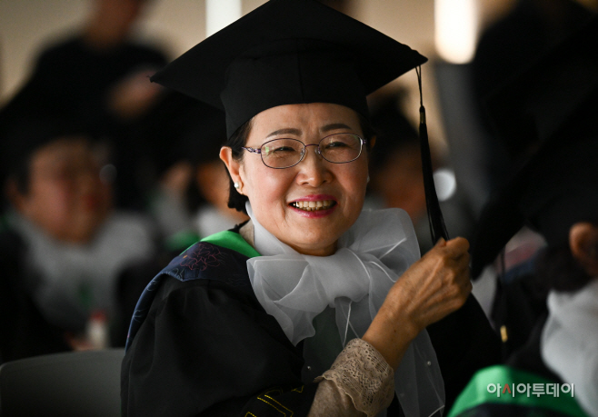 [포토] '영등포 늘푸름학교 졸업식' 행복한 미소짓는 졸업생