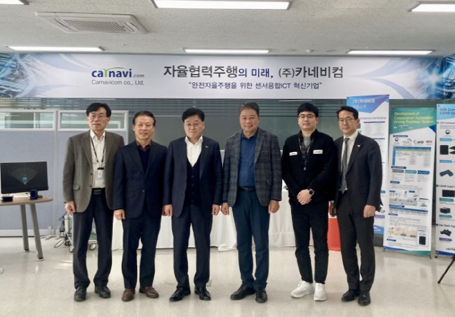 (사진1) 정만기 부회장 무역 현장 방문