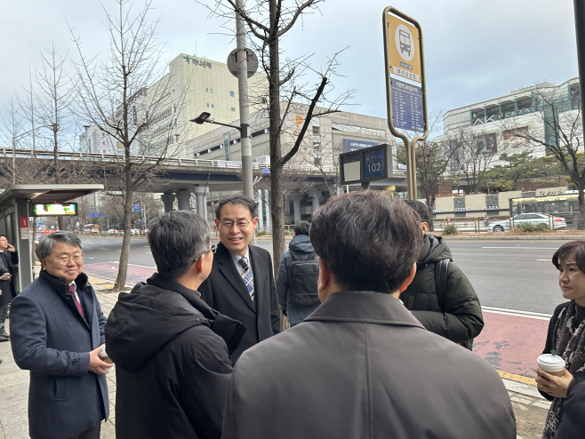 (02.14)(사진)_광역버스_좌석예약제_현장점검_-_2