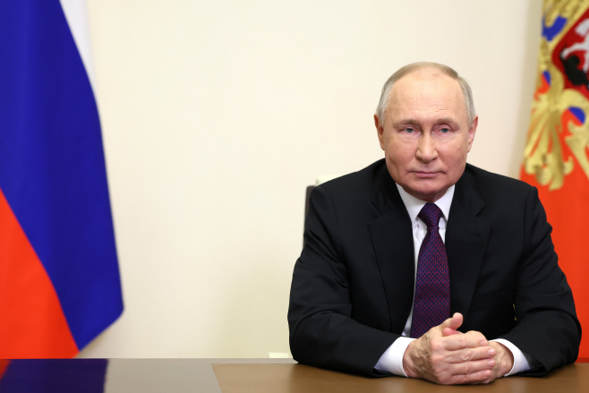 Russia's President Putin congratulates Gapzrom on 30th anniversary