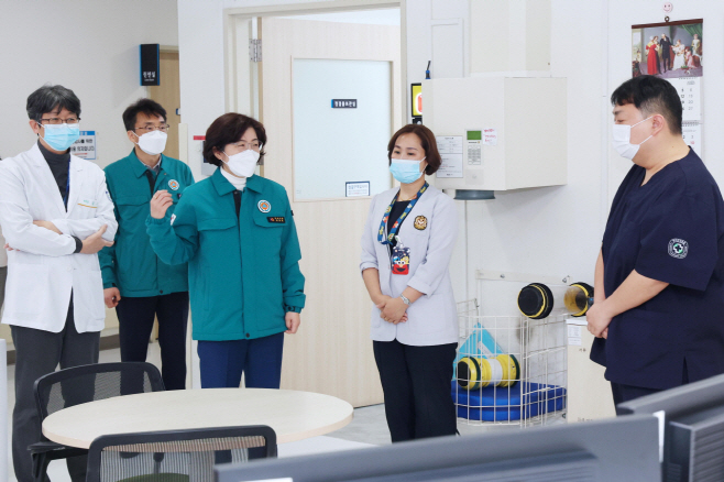 김보라 안성시장, 응급실 의료진 찾아 애로사항 청취