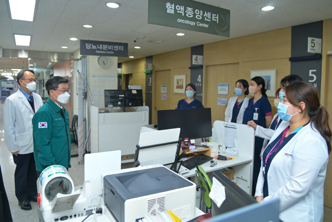중구청장 국립의료원 격려 복사
