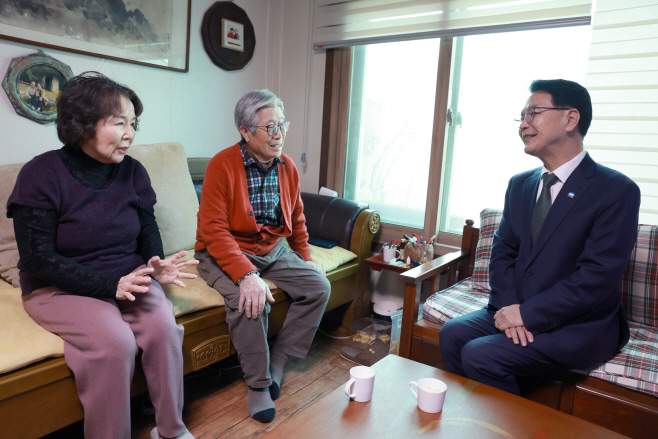 위문품 전달