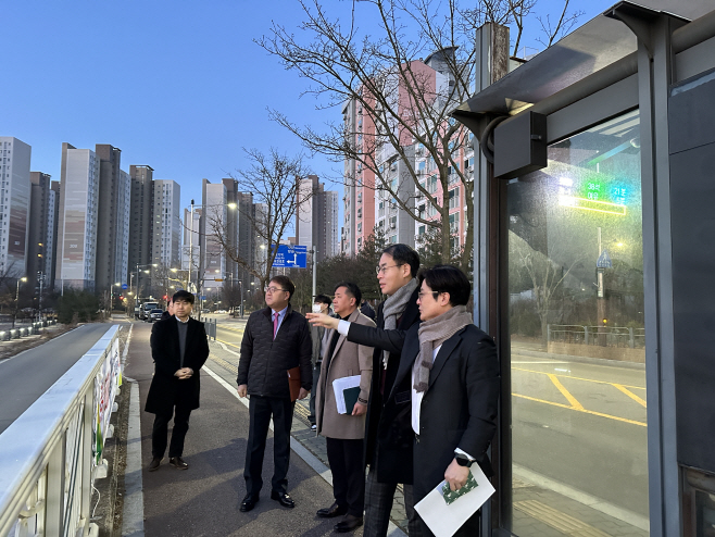 (03.04)(사진)_김포골드라인_혼잡해소_위해_현장방문_-_3