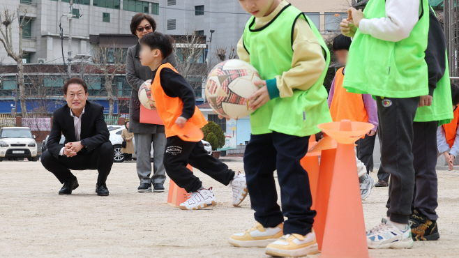 늘봄학교 현장 찾은 조희연 서울시교육감