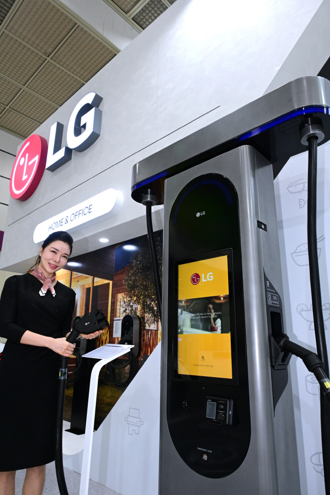 [사진3] LG전자, 공간 맞춤형 전기차 충전 솔루션 공개