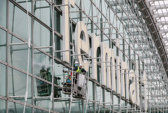 별첨1_인천공항 봄맞이 대청소 사진