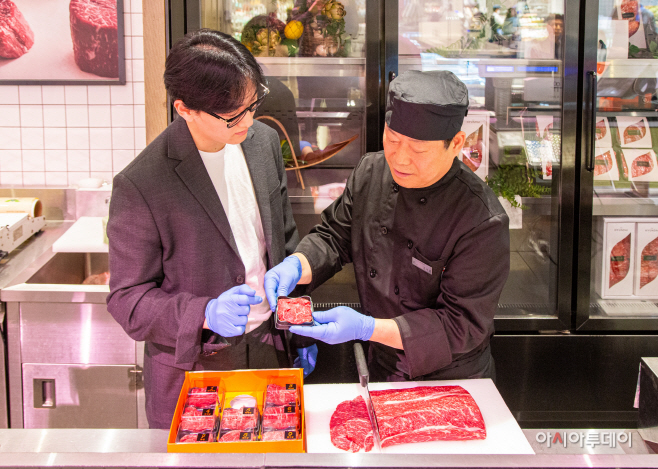 김석홍 미트 마스터와 강우재 미트 샘플러 제작