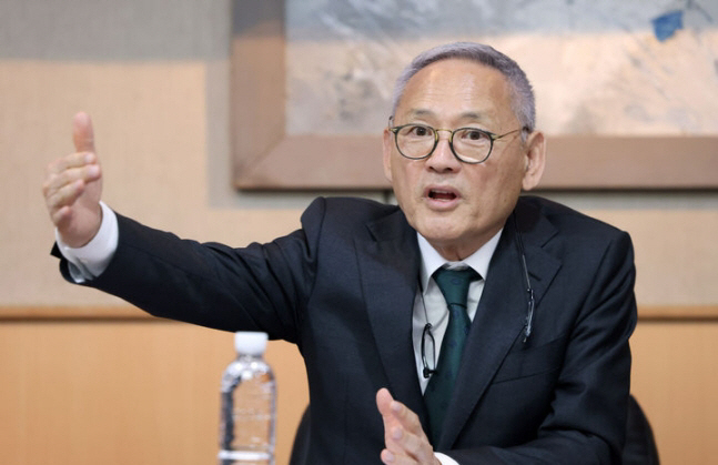 유인촌 장관 “태권도 선진국 도약 지원할 것”