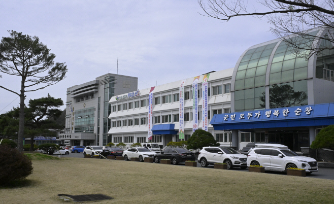 순창군 청사 박윤근 기자
