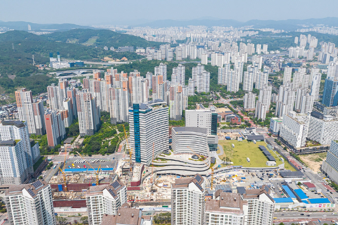 경기도 남부 청사 전경.