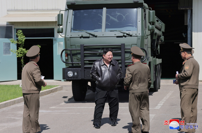 북한 김정은, 중요국방공업기업소 현지지도