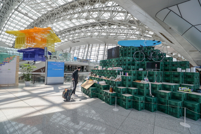 별첨4_인천공항 탄소시그널 전시 사진