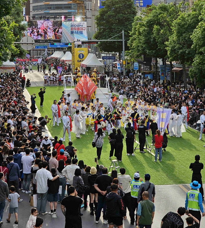 축제사진(경연퍼레이드)