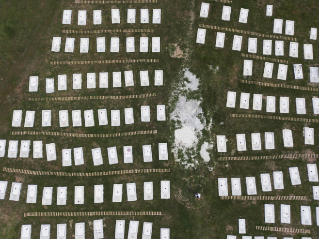 Migration Greece Cemetery