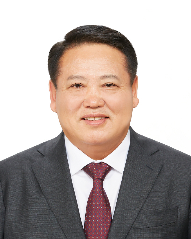 이종만의원님 증명사진