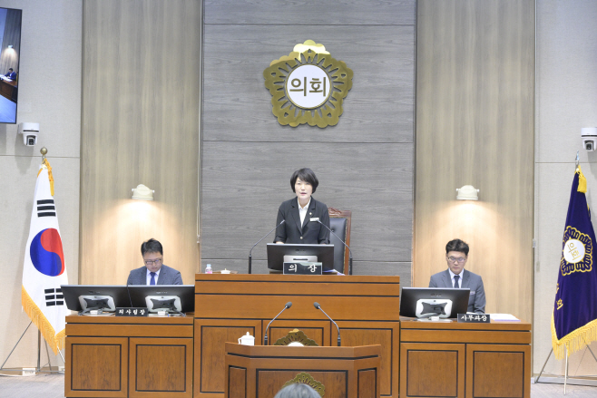 제2차본회의 폐회 사진