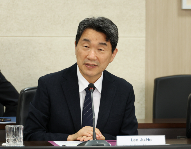 이주호 부총리, 중앙아프리카공화국 경제기획협력부 장관 면담