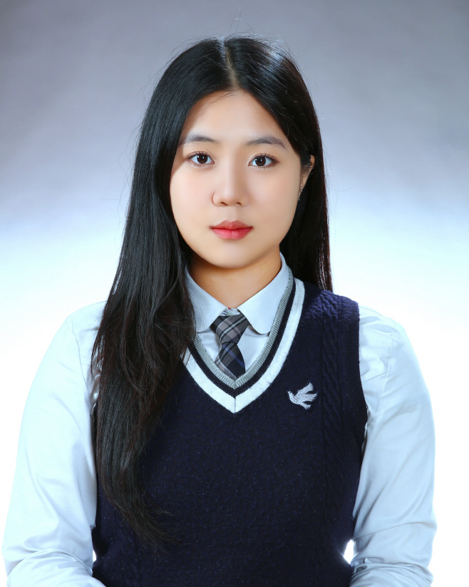김은우 양 증명사진