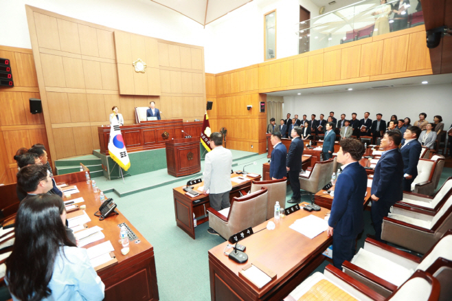 제351회 제1차 정례회 개회